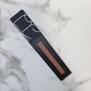 NARS powermatte lip pigment “get it on”